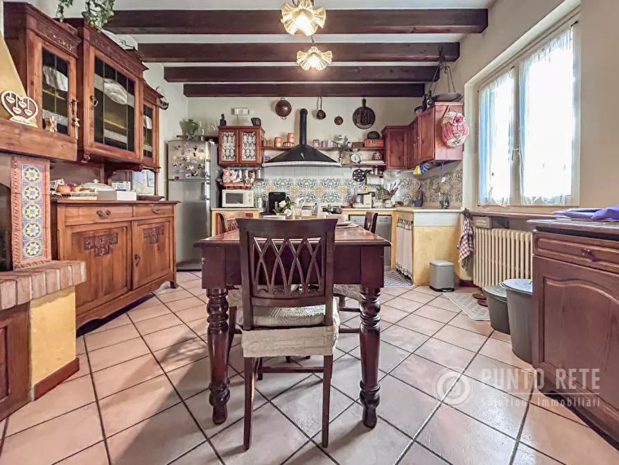 Immagine 3 di Casa indipendente in vendita  in Via Giosuè Carducci a Vigasio