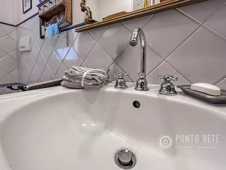 Immagine 17 di Casa indipendente in vendita  in Via Giosuè Carducci a Vigasio