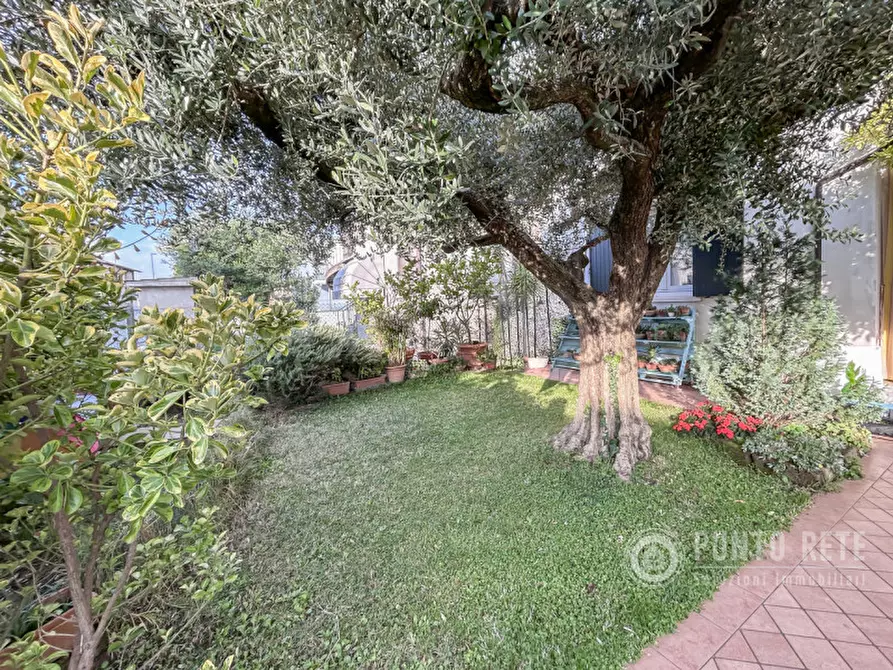 Immagine 37 di Casa indipendente in vendita  in Via Giosuè Carducci a Vigasio