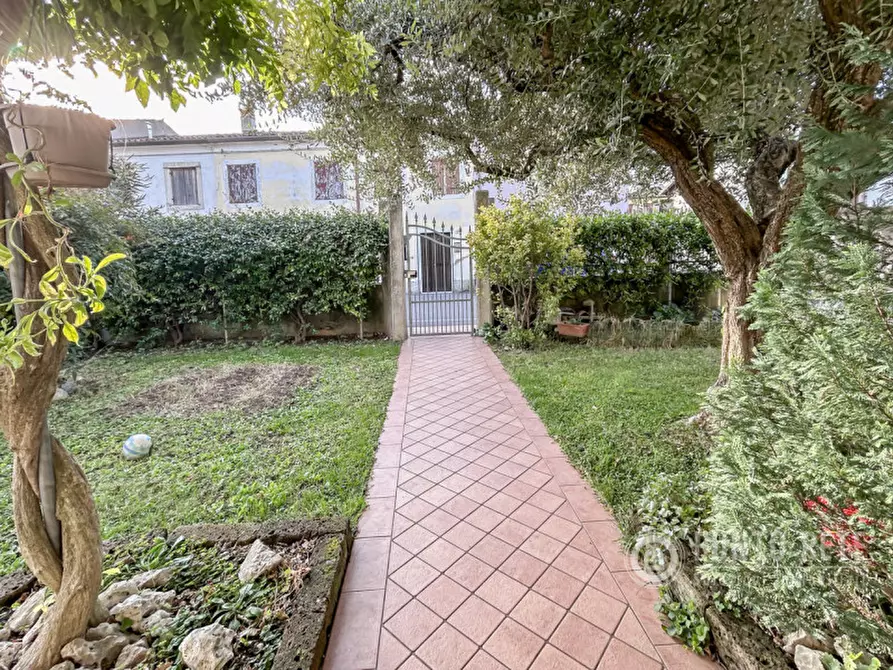 Immagine 38 di Casa indipendente in vendita  in Via Giosuè Carducci a Vigasio