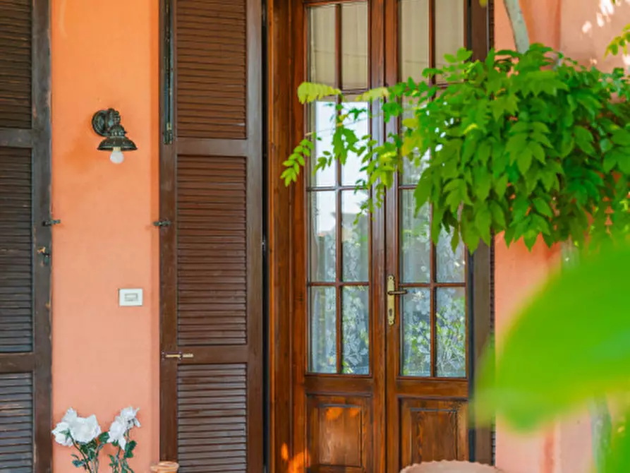 Immagine 14 di Villa in vendita  in Via Giulio Pastore 29 a Curtatone