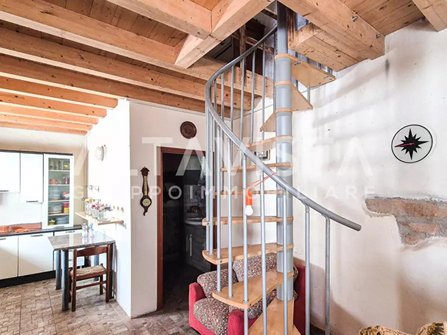 Immagine 16 di Rustico / casale in vendita  in Via Molvina a Nuvolera