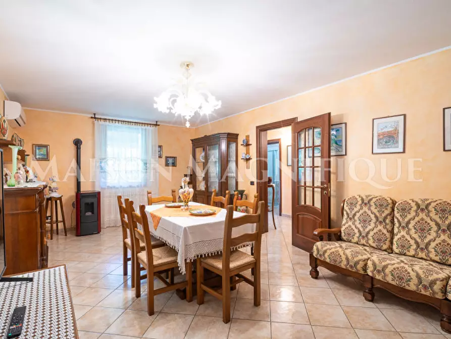 Immagine 21 di Villa in vendita  in Via Viazza a Riva Del Po