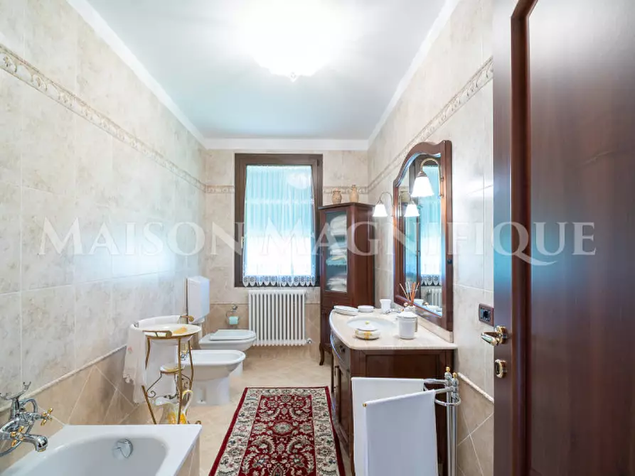 Immagine 46 di Villa in vendita  in Via Viazza a Riva Del Po