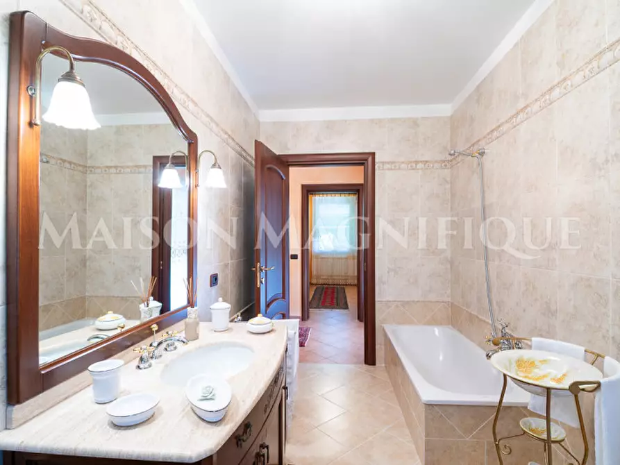 Immagine 47 di Villa in vendita  in Via Viazza a Riva Del Po