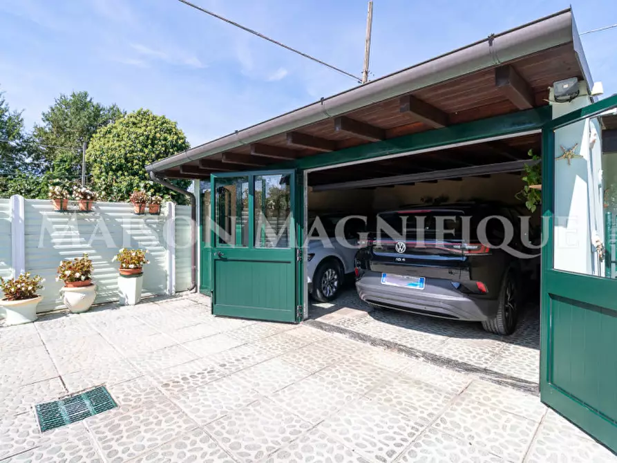 Immagine 52 di Villa in vendita  in Via Viazza a Riva Del Po