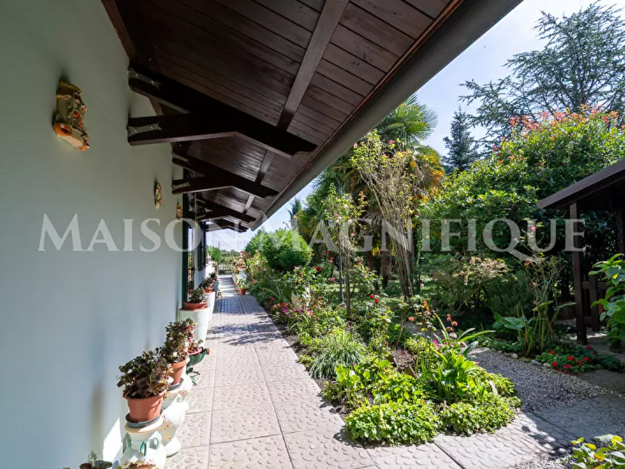 Immagine 59 di Villa in vendita  in Via Viazza a Riva Del Po