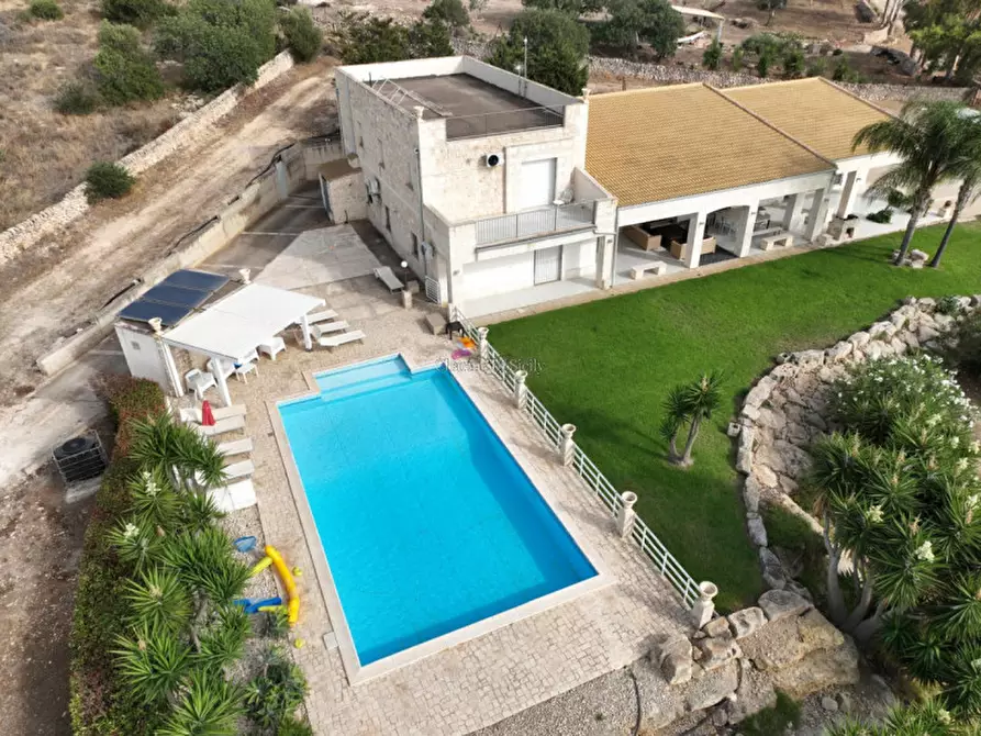 Immagine 6 di Villa in vendita  in Contrada Cozzo Cappello a Ragusa