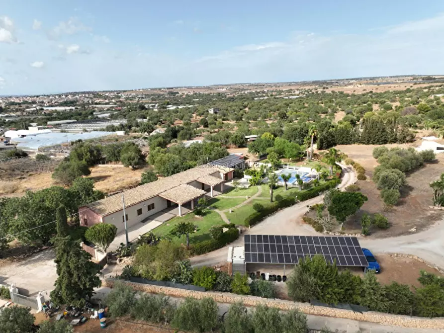 Immagine 28 di Villa in vendita  in Contrada Cozzo Cappello a Ragusa