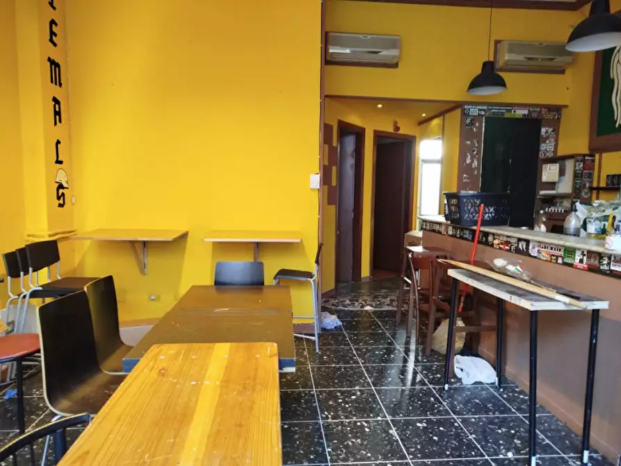 Immagine 6 di Negozio in affitto  in Via Domenico Tibone 2/D a Torino