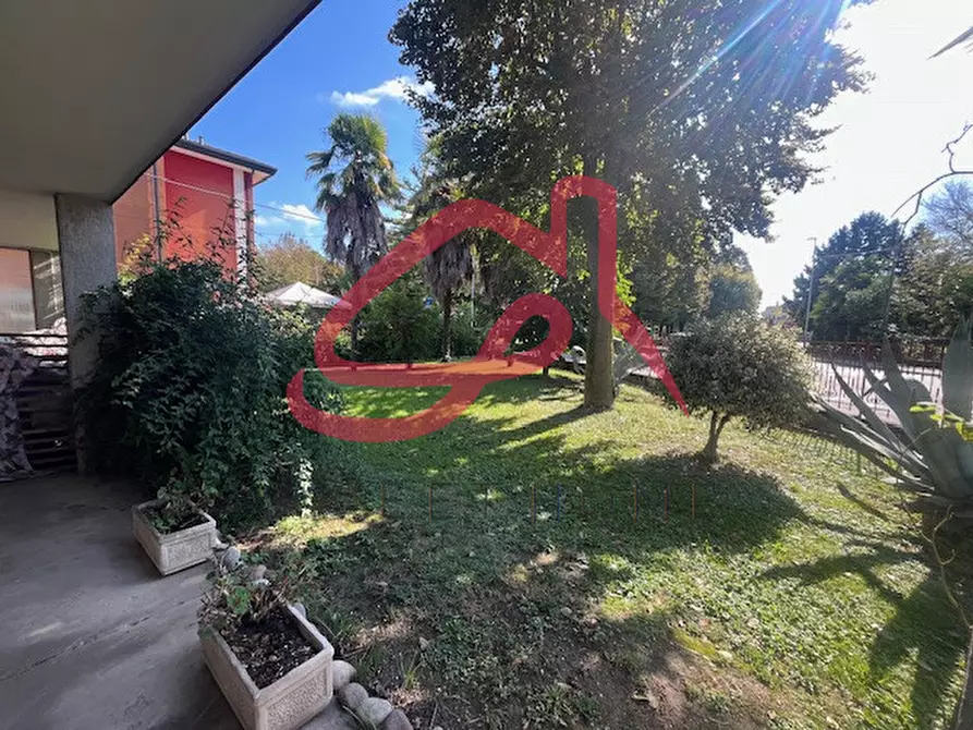 Immagine 4 di Casa indipendente in vendita  in Via Orlando Galante a Padova