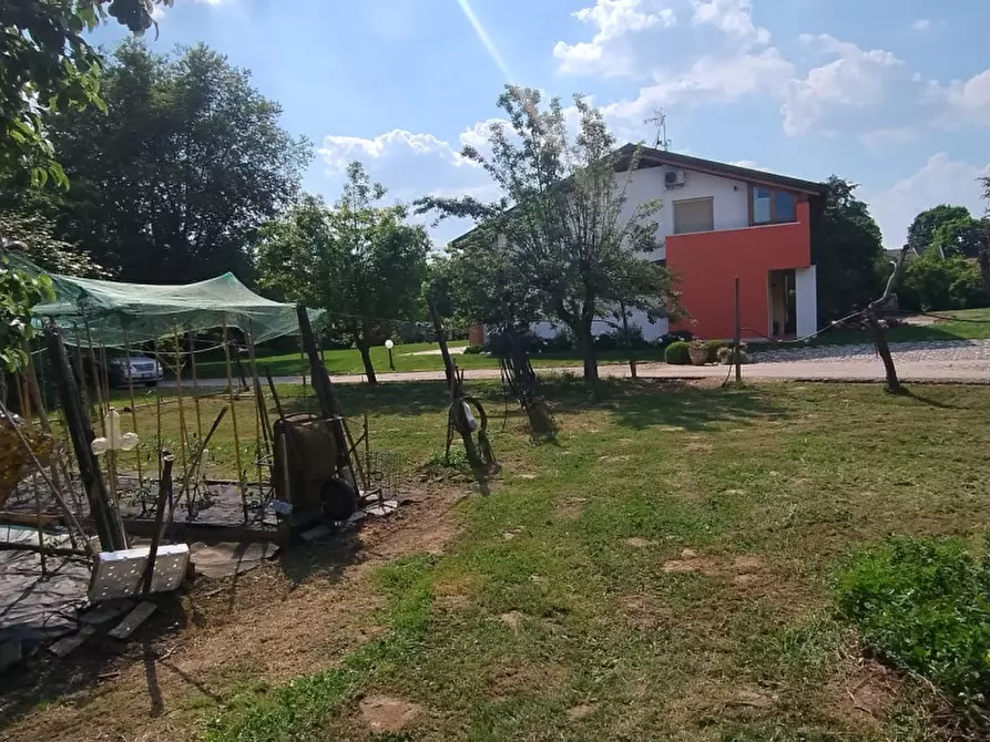 Immagine 10 di Terreno in vendita  in Via Primavera a Campodarsego