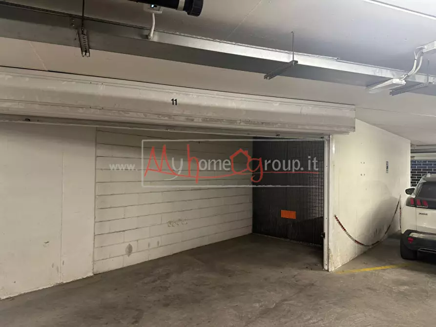 Immagine 6 di Garage in vendita  in Via Altinate a Padova