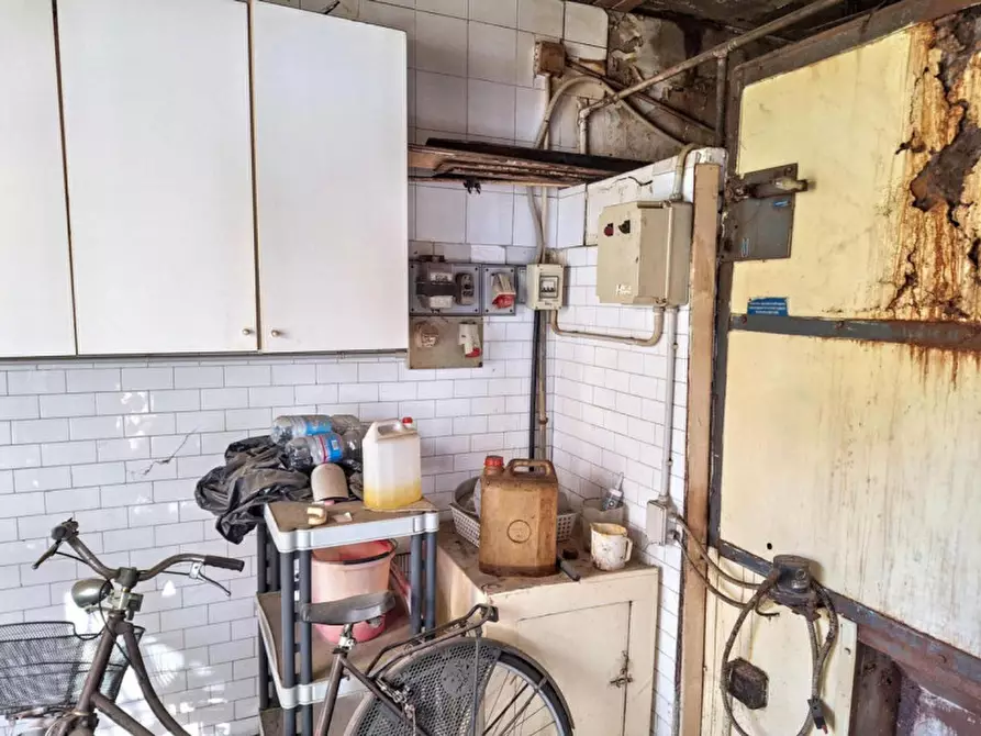 Immagine 8 di Negozio in vendita  in Via Emilia Interna, 127, 48014 Castel Bolognese RA, Italia a Castel Bolognese