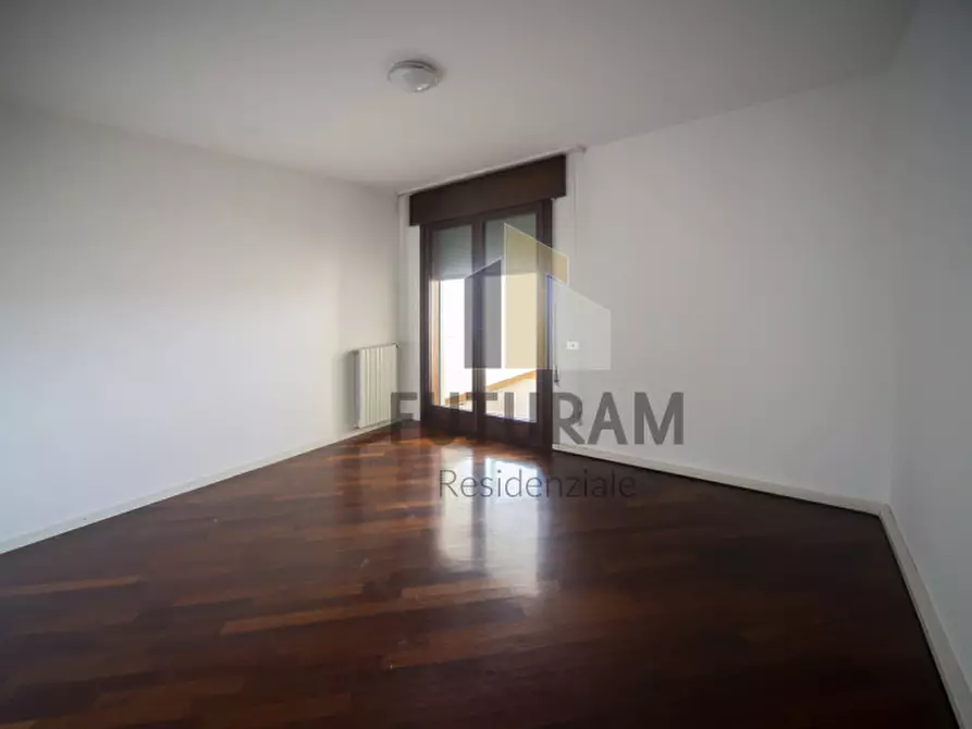 Immagine 20 di Appartamento in vendita  a Torri Di Quartesolo