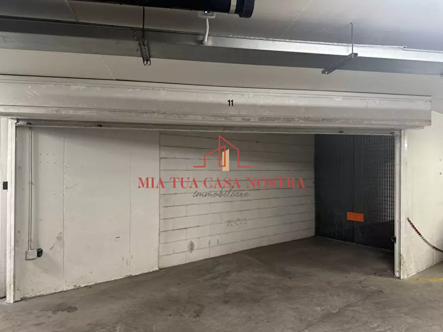 Immagine 4 di Garage in vendita  in Via Altinate a Padova