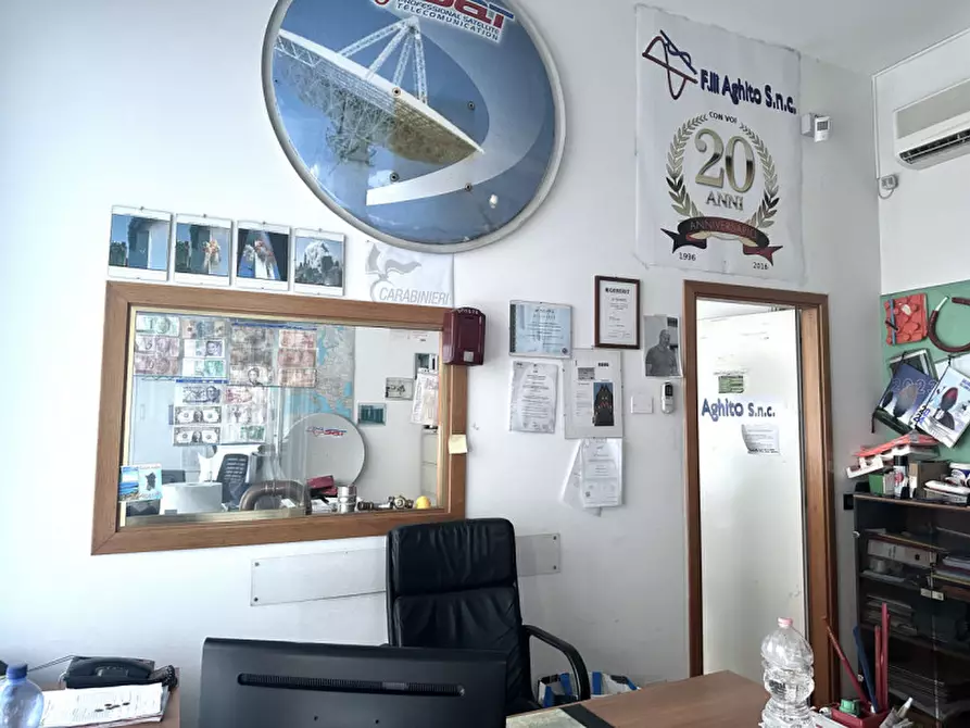 Immagine 16 di Negozio in vendita  in VIA SAN VALENTINO a Dolo