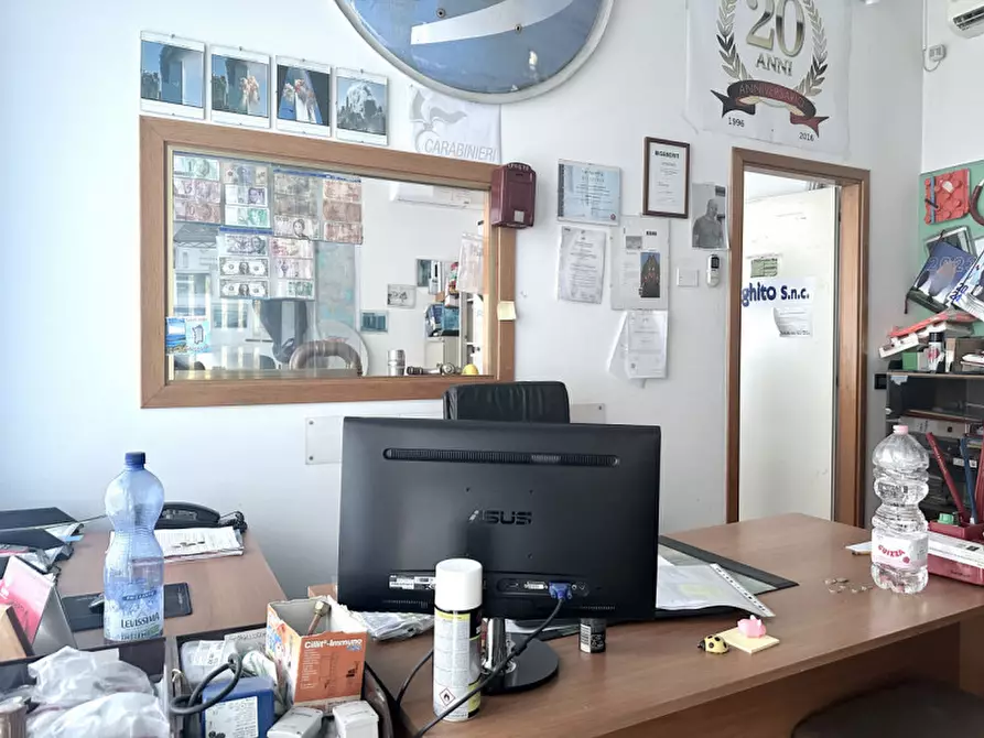 Immagine 17 di Negozio in vendita  in VIA SAN VALENTINO a Dolo