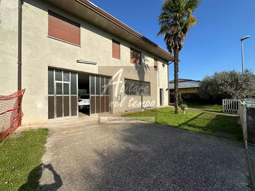Immagine 12 di Casa indipendente in vendita  in Via A. Bigolino a Cittadella