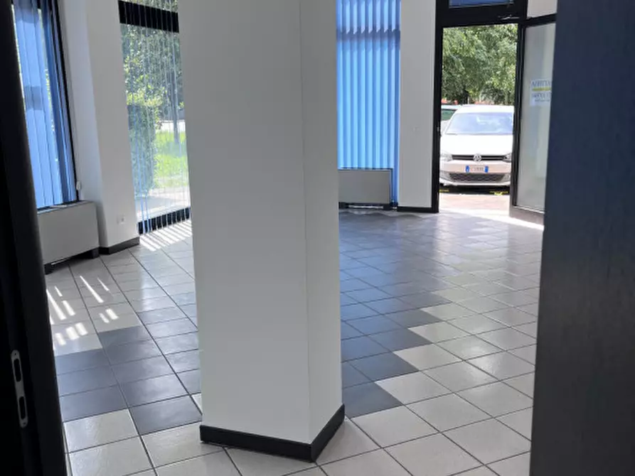 Immagine 10 di Ufficio in affitto  in Via Vivaldi   12 a Cadoneghe