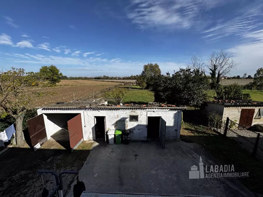 Immagine 18 di Villetta a schiera in vendita  in Via Arioste 1137 a Bagnolo Di Po