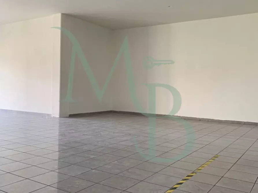 Immagine 7 di Negozio in affitto  in Via Armando Diaz a Vigonza