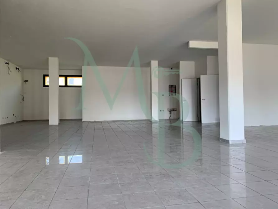 Immagine 8 di Negozio in affitto  in Via Armando Diaz a Vigonza