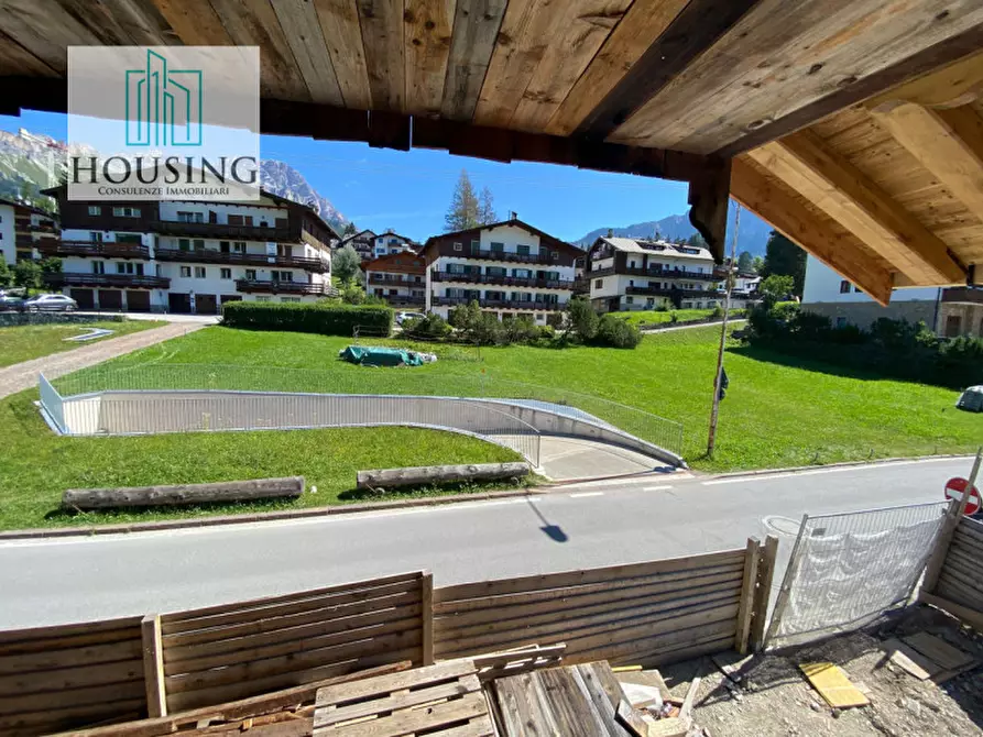 Immagine 9 di Appartamento in vendita  in Via dello Stadio a Cortina D'ampezzo