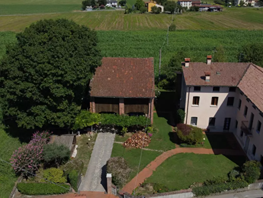 Immagine 11 di Rustico / casale in vendita  in via martinè a Malo