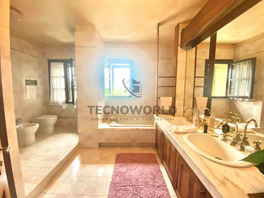 Immagine 21 di Rustico / casale in vendita  in via martinè a Malo