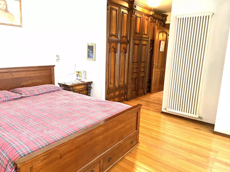 Immagine 26 di Rustico / casale in vendita  in via martinè a Malo