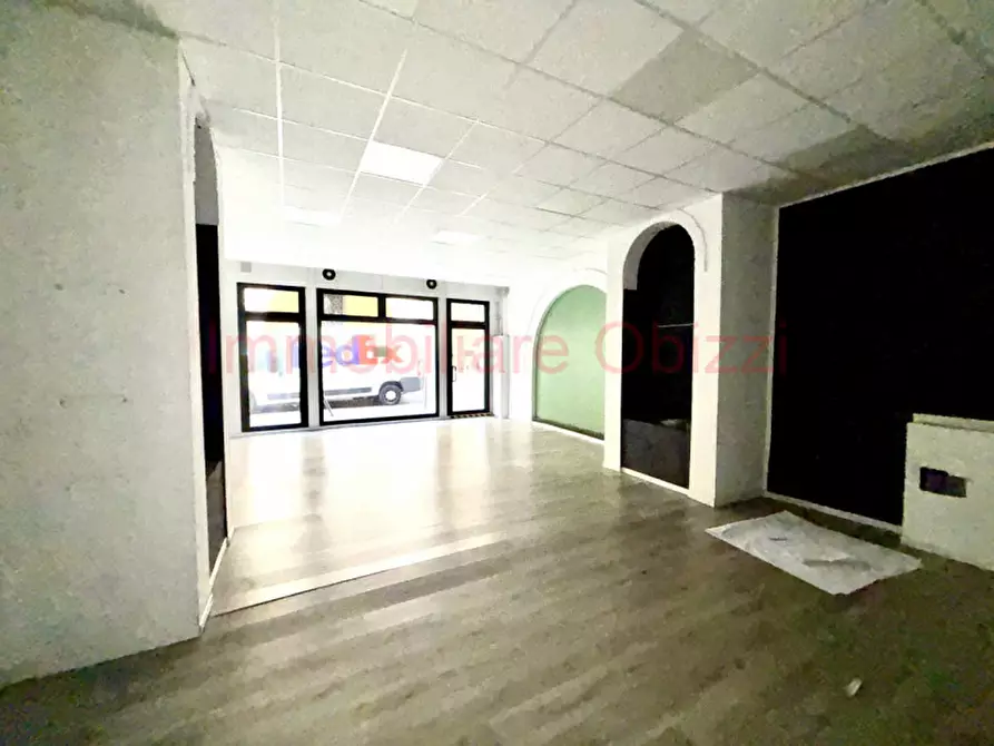 Immagine 5 di Negozio in affitto  in Via Altinate a Padova