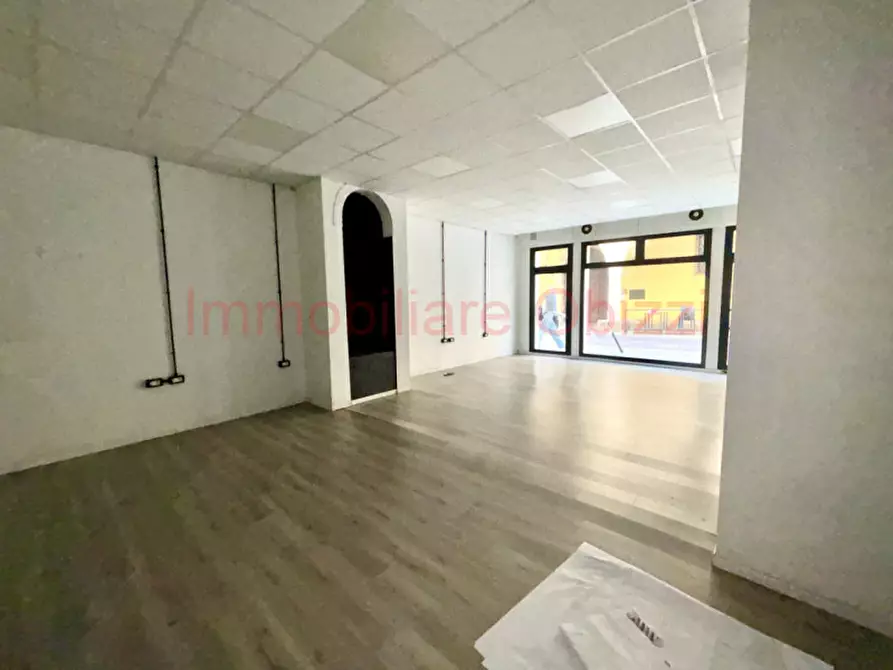 Immagine 6 di Negozio in affitto  in Via Altinate a Padova