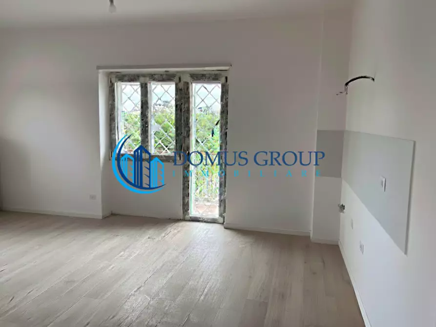 Immagine 3 di Appartamento in vendita  in VIA SANDIGLIANO a Roma