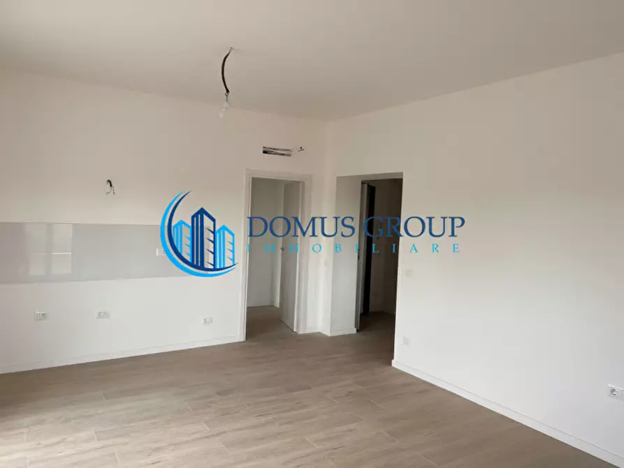 Immagine 5 di Appartamento in vendita  in VIA SANDIGLIANO a Roma