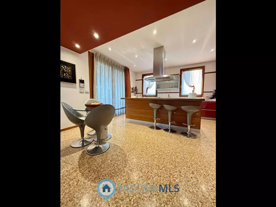 Immagine 5 di Villa in vendita  in Via Vittorio a Ponso