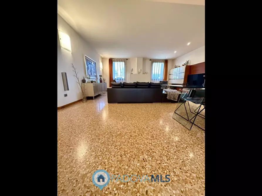 Immagine 11 di Villa in vendita  in Via Vittorio a Ponso