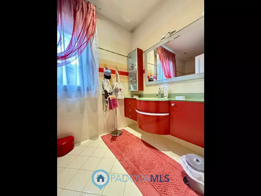 Immagine 30 di Villa in vendita  in Via Vittorio a Ponso