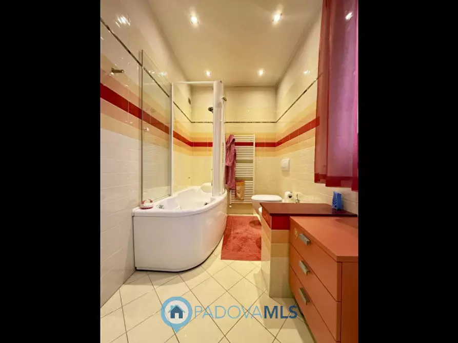 Immagine 31 di Villa in vendita  in Via Vittorio a Ponso