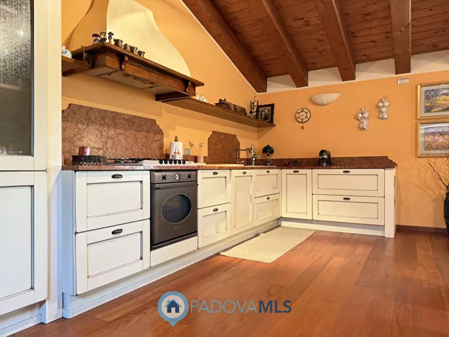 Immagine 41 di Villa in vendita  in Via Vittorio a Ponso