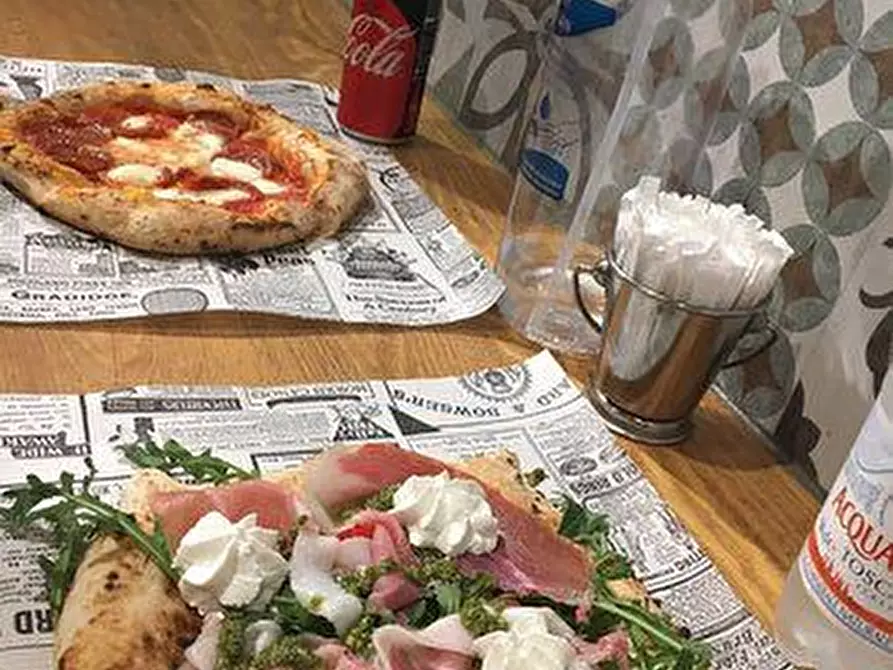 Immagine 4 di Attività commerciale in vendita  in Via Vigonovese a Padova