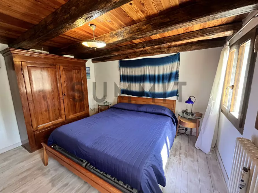 Immagine 12 di Villetta a schiera in vendita  a Schio