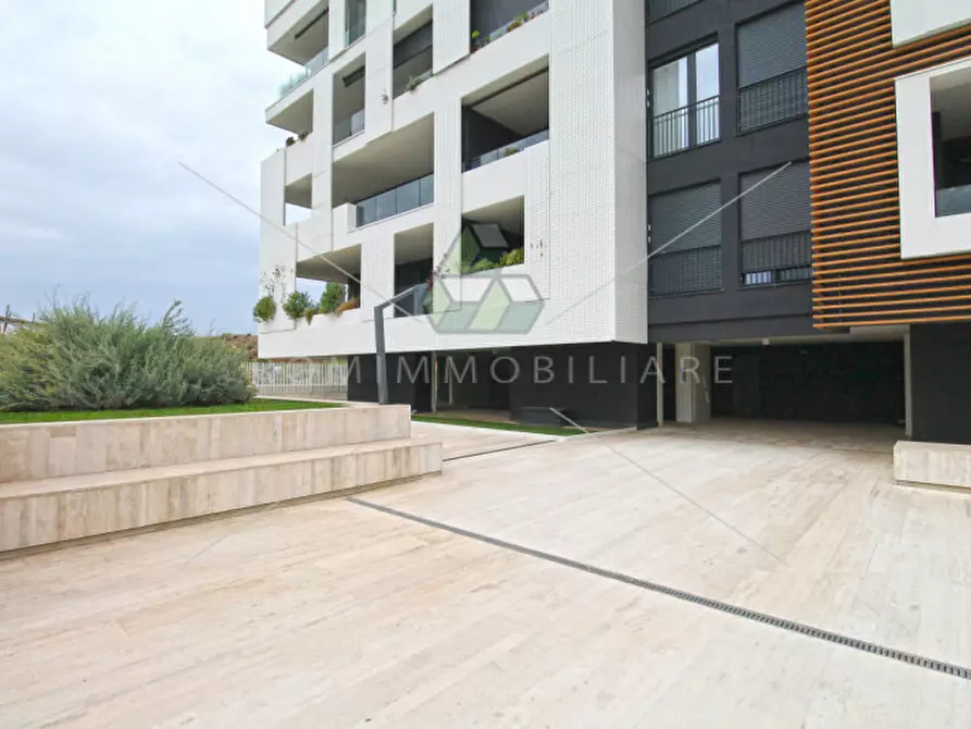 Immagine 15 di Appartamento in vendita  in Via Montegallo a Roma