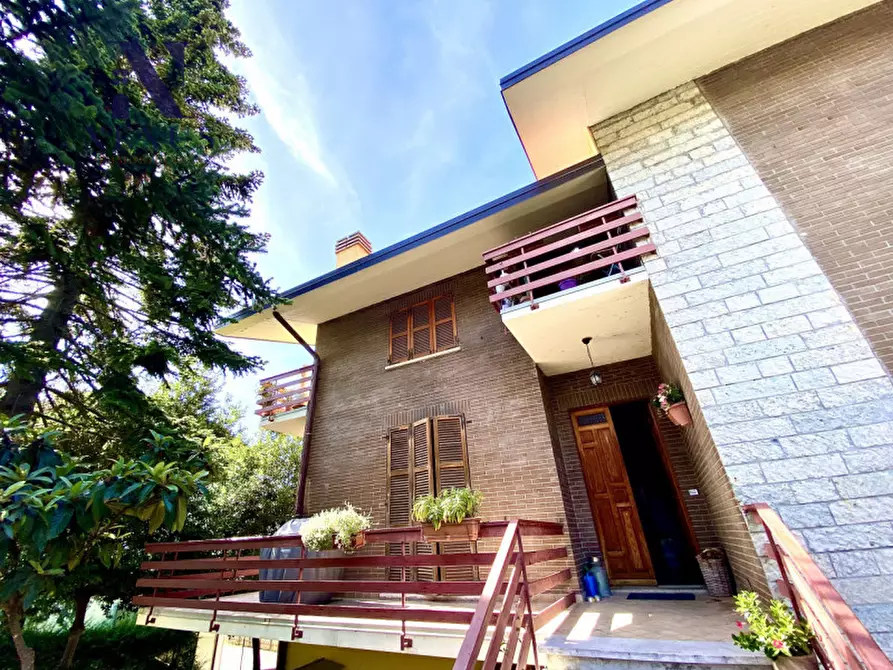 Immagine 3 di Casa bifamiliare in vendita  a Terre Roveresche