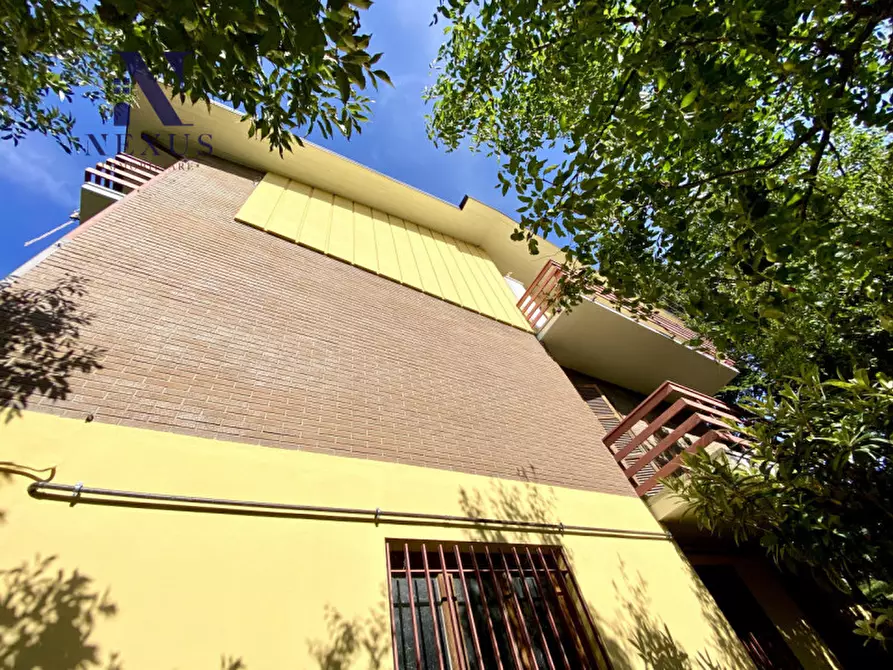 Immagine 10 di Casa bifamiliare in vendita  a Terre Roveresche