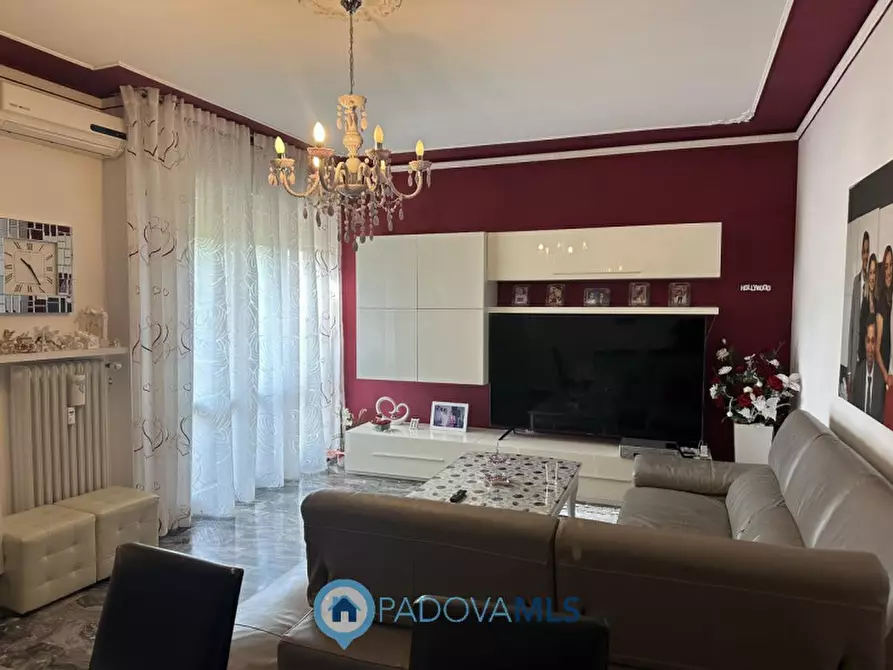 Immagine 4 di Appartamento in vendita  in VIA TONZIG a Padova