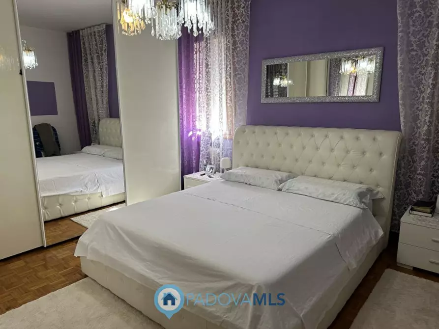 Immagine 14 di Appartamento in vendita  in VIA TONZIG a Padova