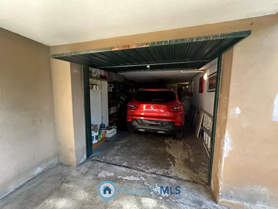 Immagine 27 di Appartamento in vendita  in VIA TONZIG a Padova