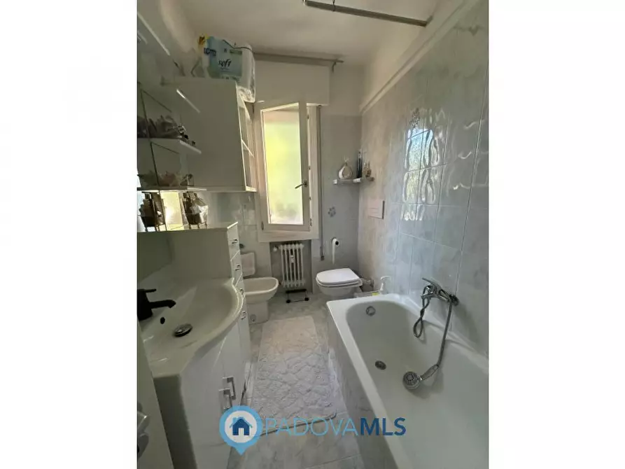 Immagine 46 di Appartamento in vendita  in VIA TONZIG a Padova