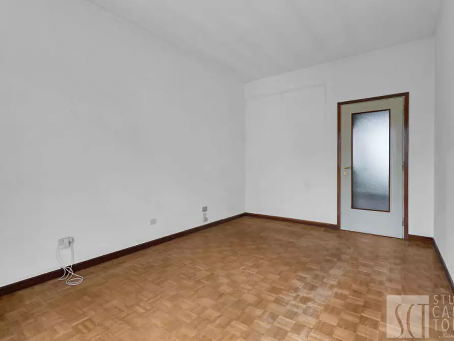 Immagine 20 di Appartamento in vendita  in via ovada, 25 a Milano